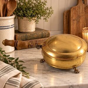 Vintage Brass Footed Warming Pan Wooden Handle Claw Feet Lidded Decorative Pot